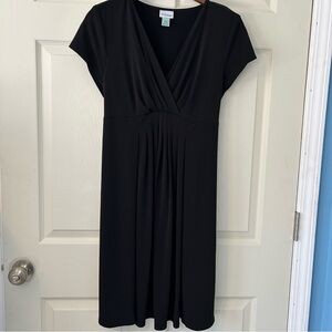 Motherhood Maternity XL Black V-Neck Pleated Front Tie Back Dress